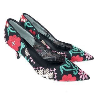 Charles David Addie Floral Embroidered Pointed Toe Pumps